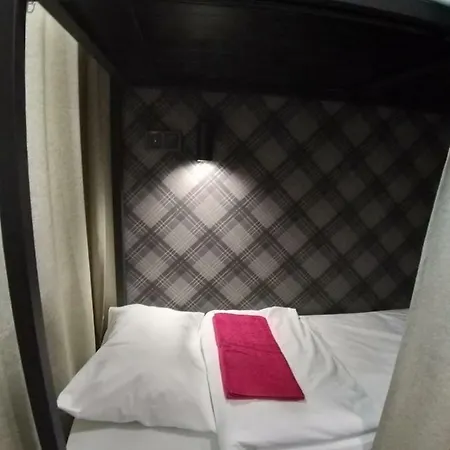 אכסניה Nap & Rest