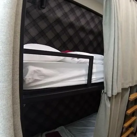Nap & Rest אכסניה קייב